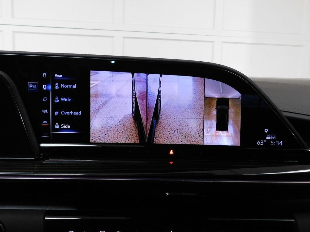 Cadillac Escalade Premium Luxury AWD 2024