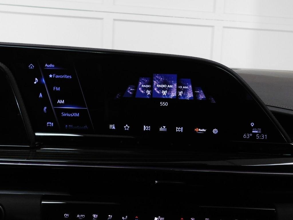 Cadillac Escalade Premium Luxury AWD 2024