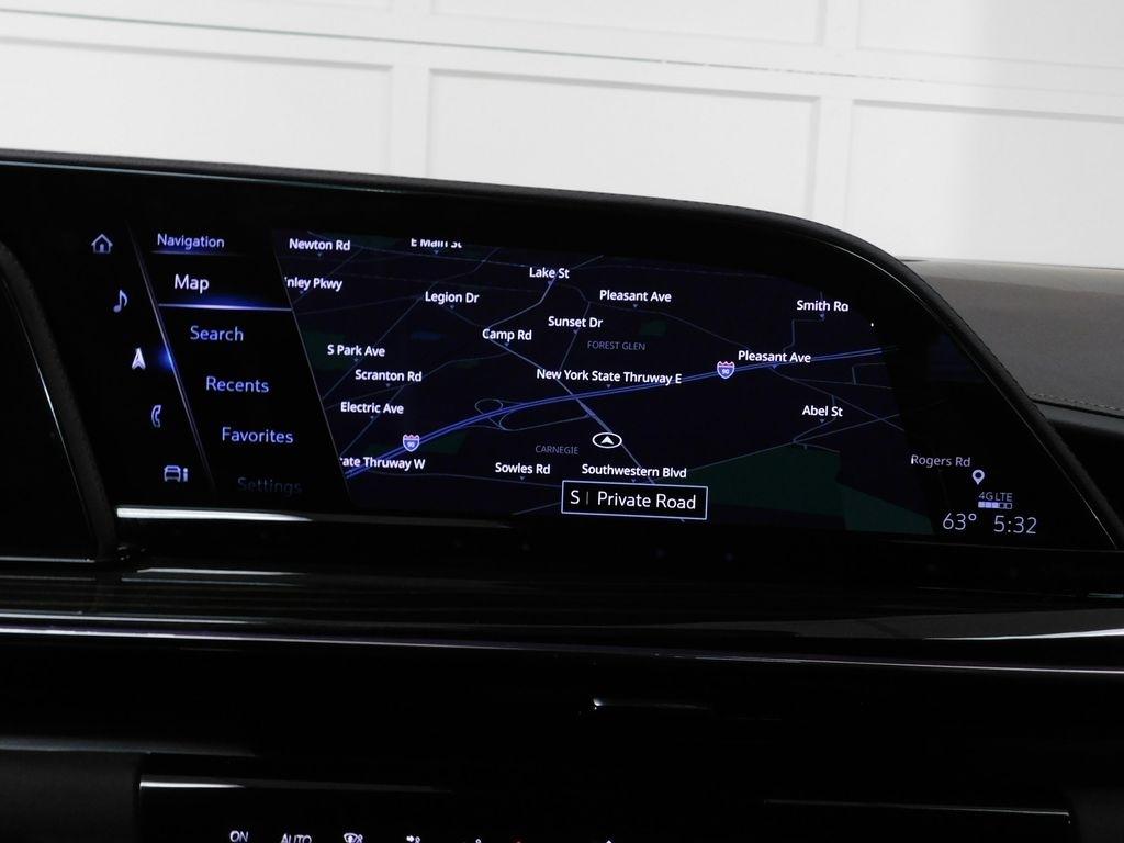 Cadillac Escalade Premium Luxury AWD 2024