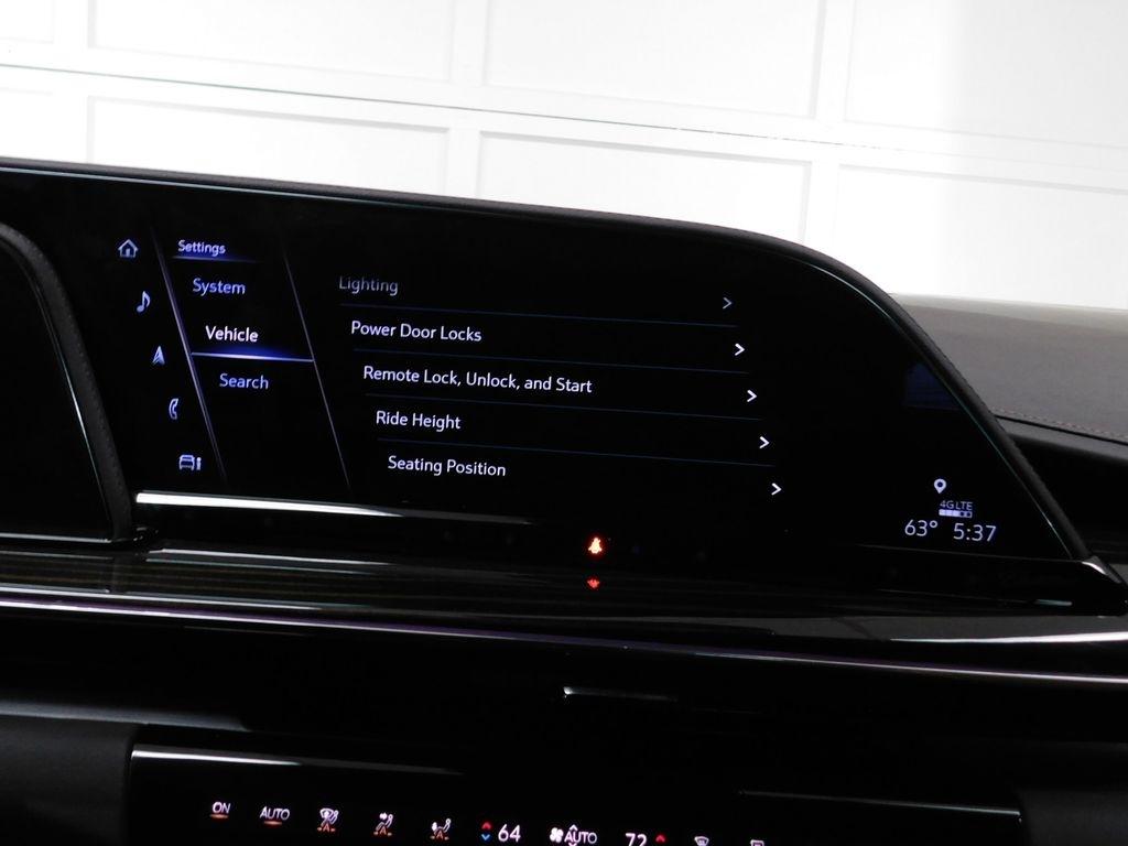 Cadillac Escalade Premium Luxury AWD 2024