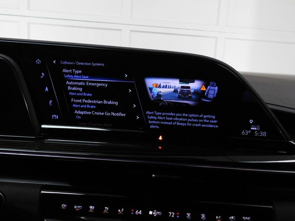 Cadillac Escalade Premium Luxury AWD 2024