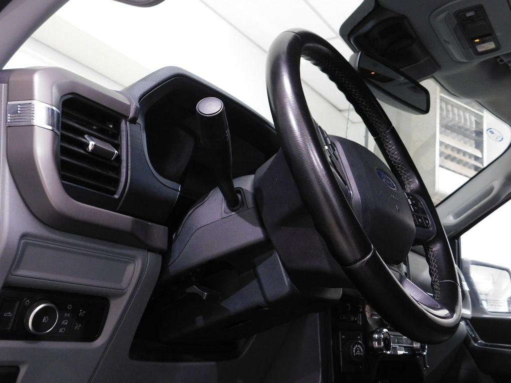 Ford F-150  2024