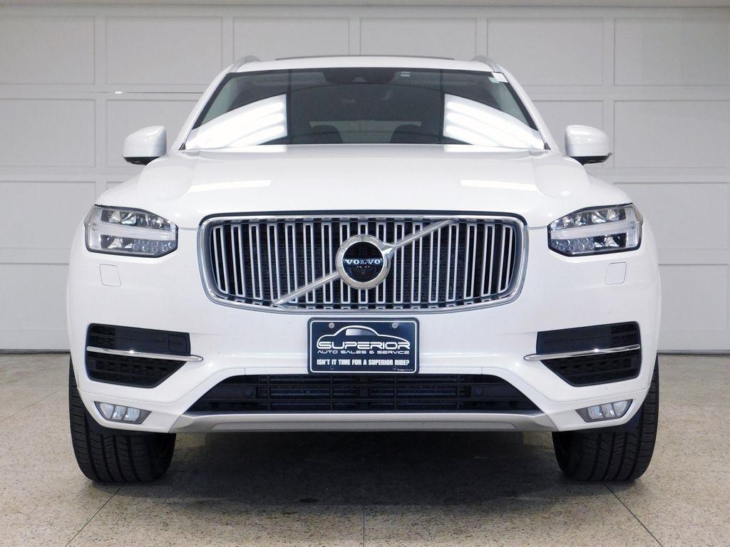 Volvo XC90  2019