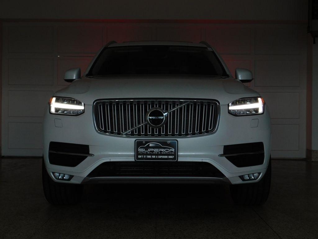 Volvo XC90  2019