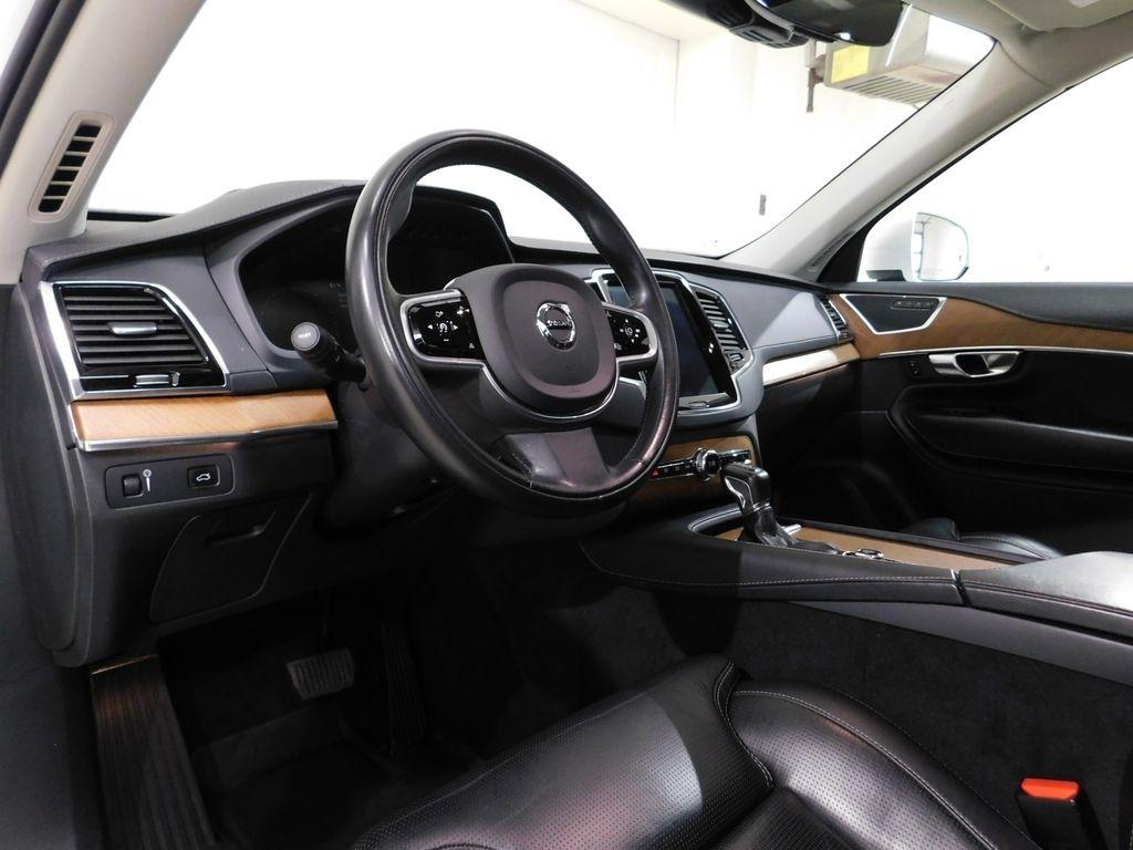 Volvo XC90  2019