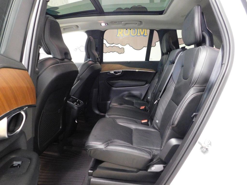 Volvo XC90  2019