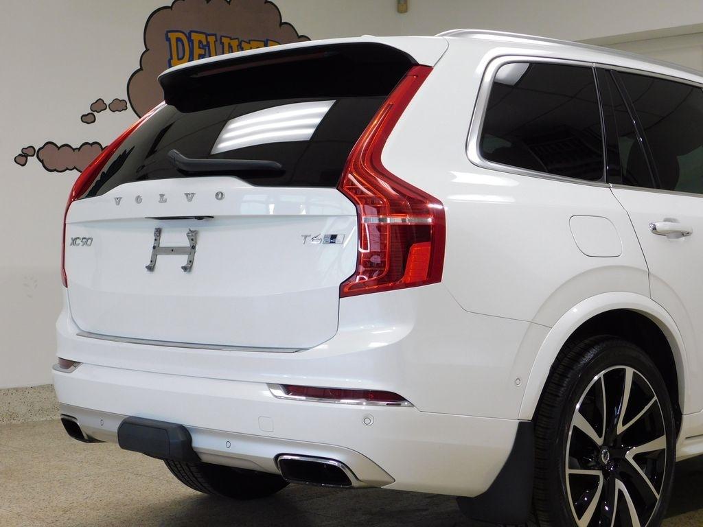Volvo XC90  2019