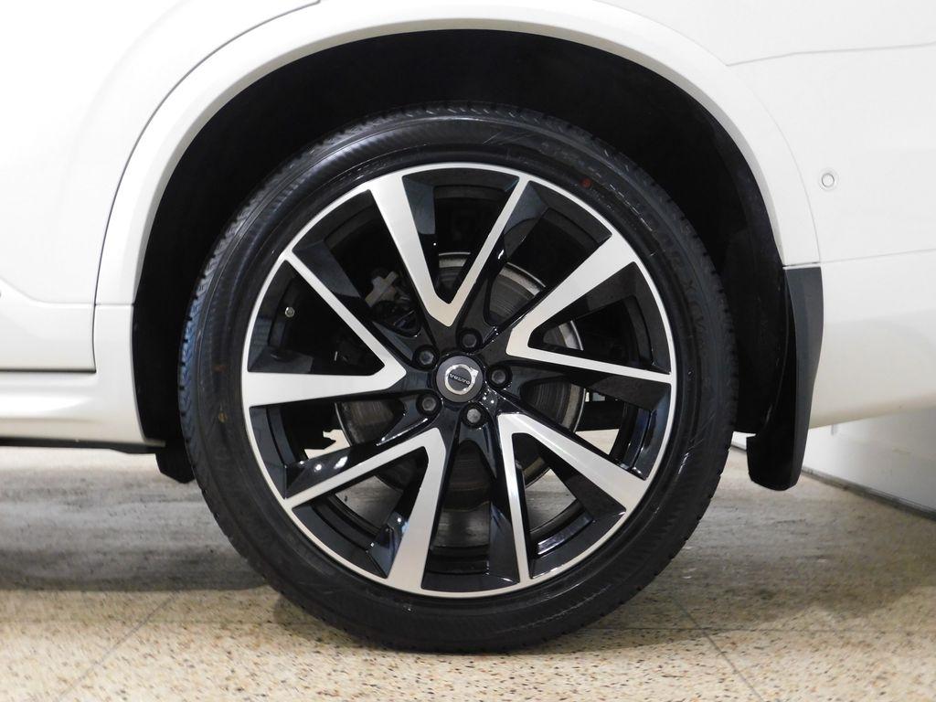 Volvo XC90  2019