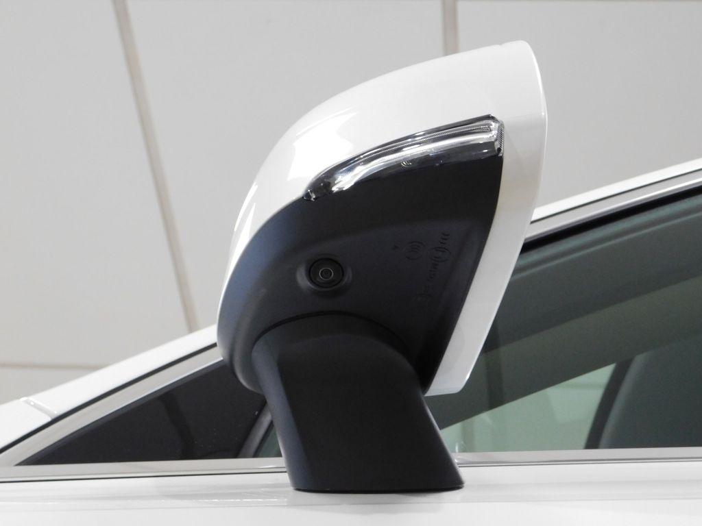 Volvo XC90  2019