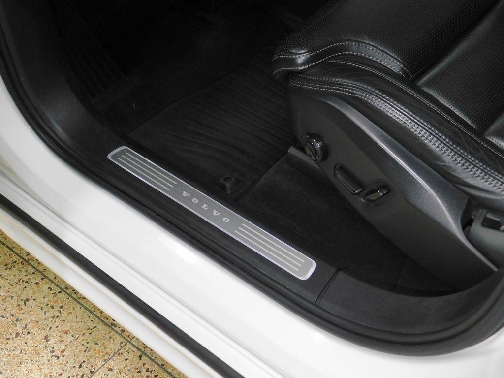 Volvo XC90  2019