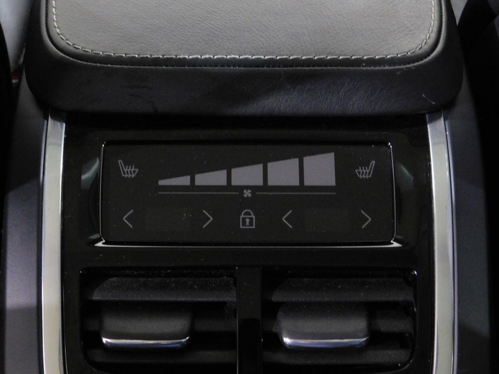 Volvo XC90  2019