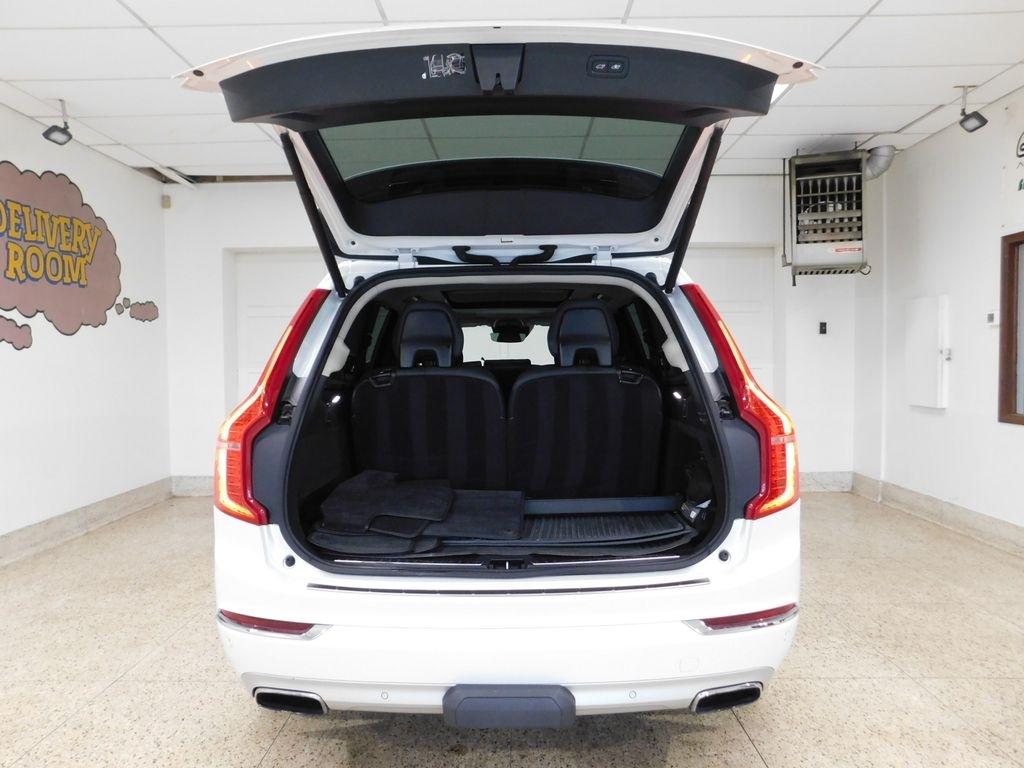 Volvo XC90  2019