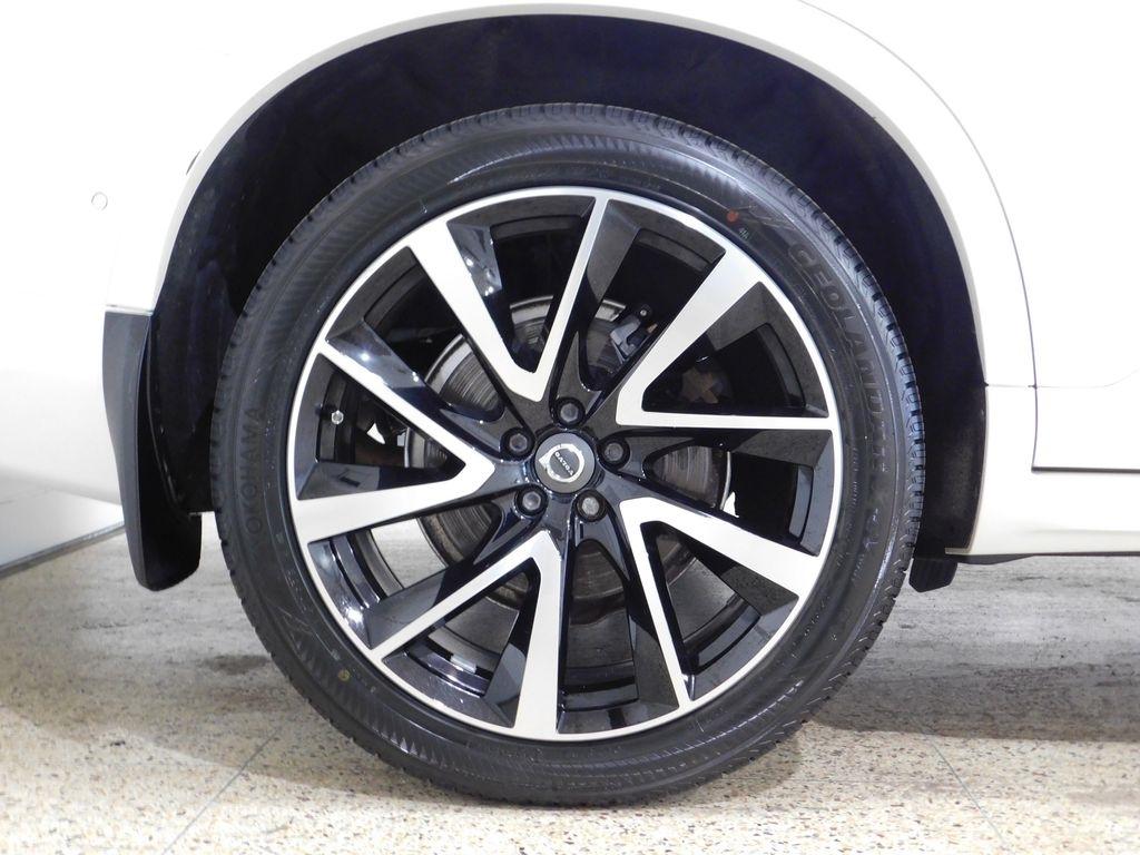Volvo XC90  2019