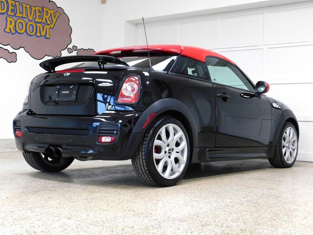 MINI John Cooper Works  2012