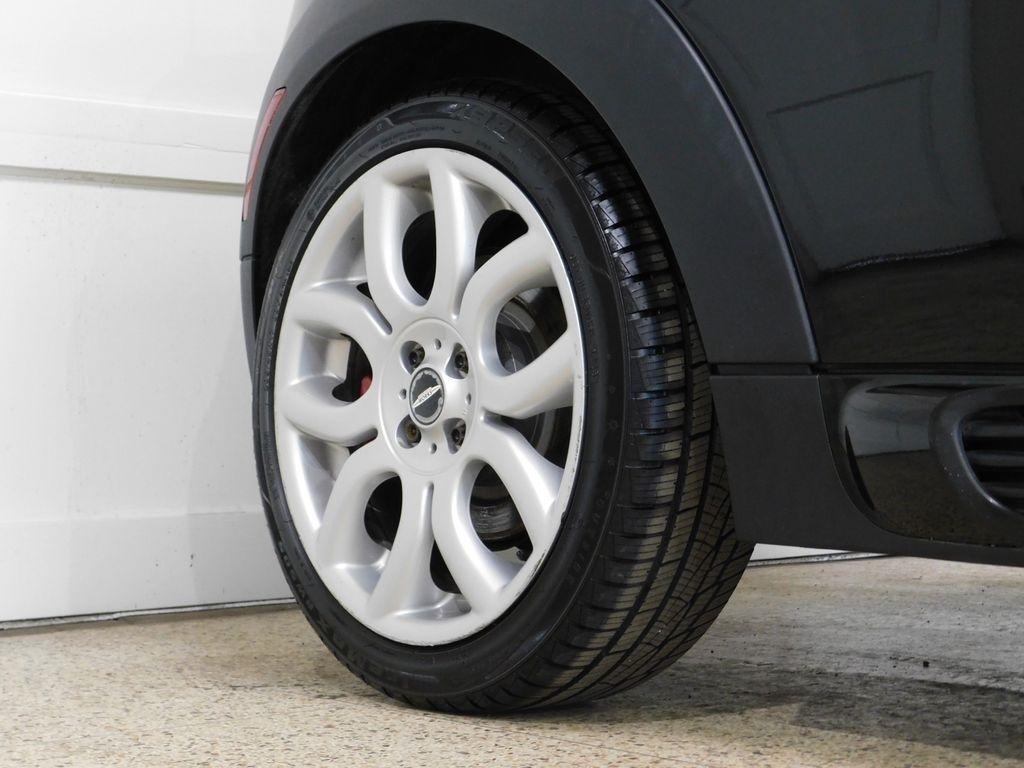 MINI John Cooper Works  2012