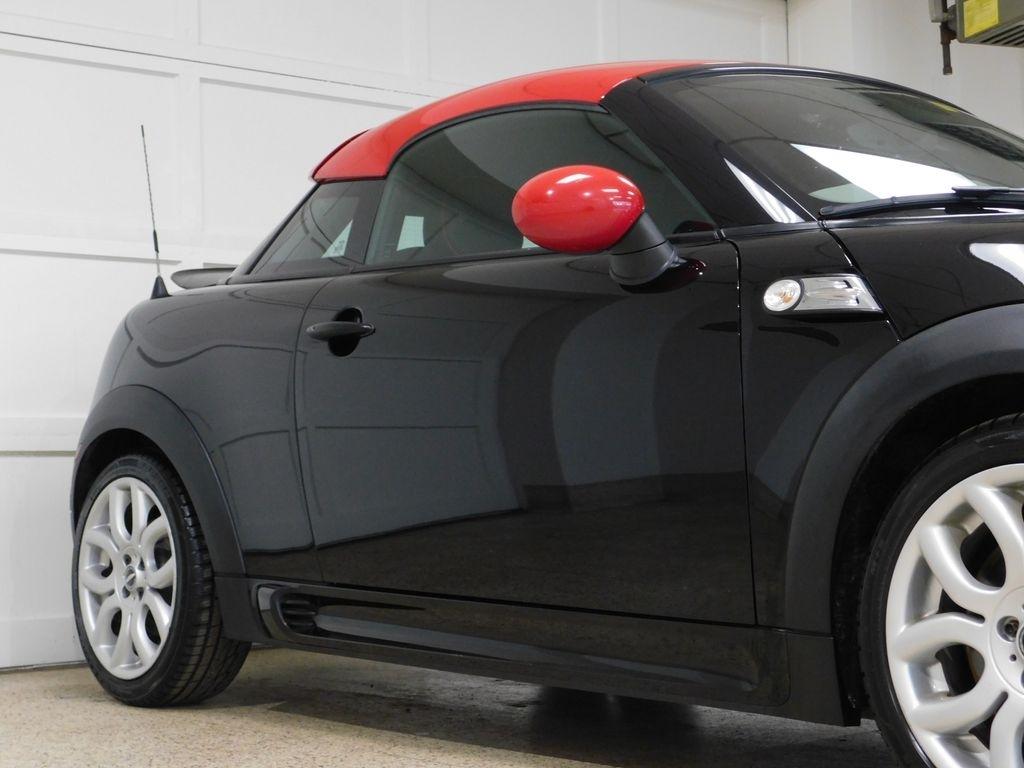 MINI John Cooper Works  2012