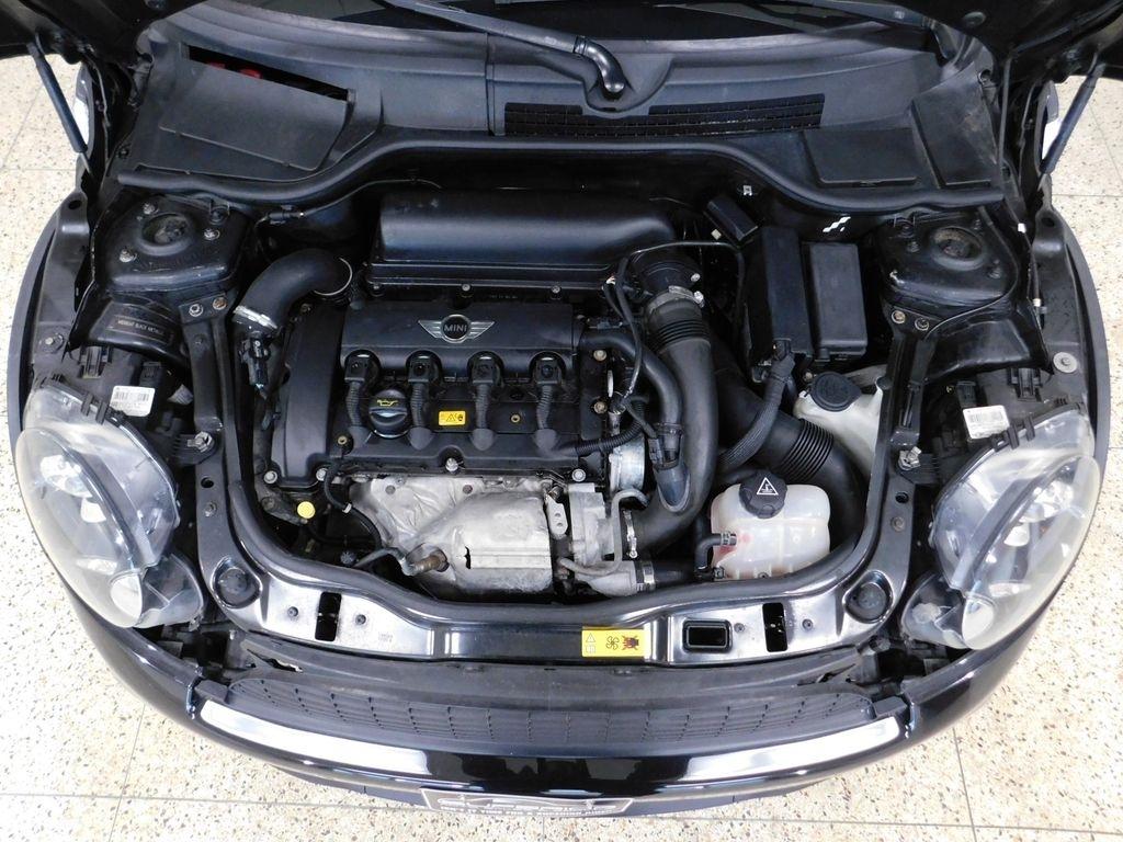 MINI John Cooper Works  2012