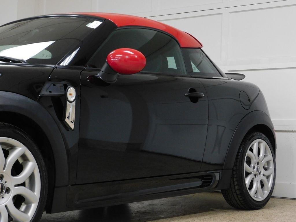 MINI John Cooper Works  2012