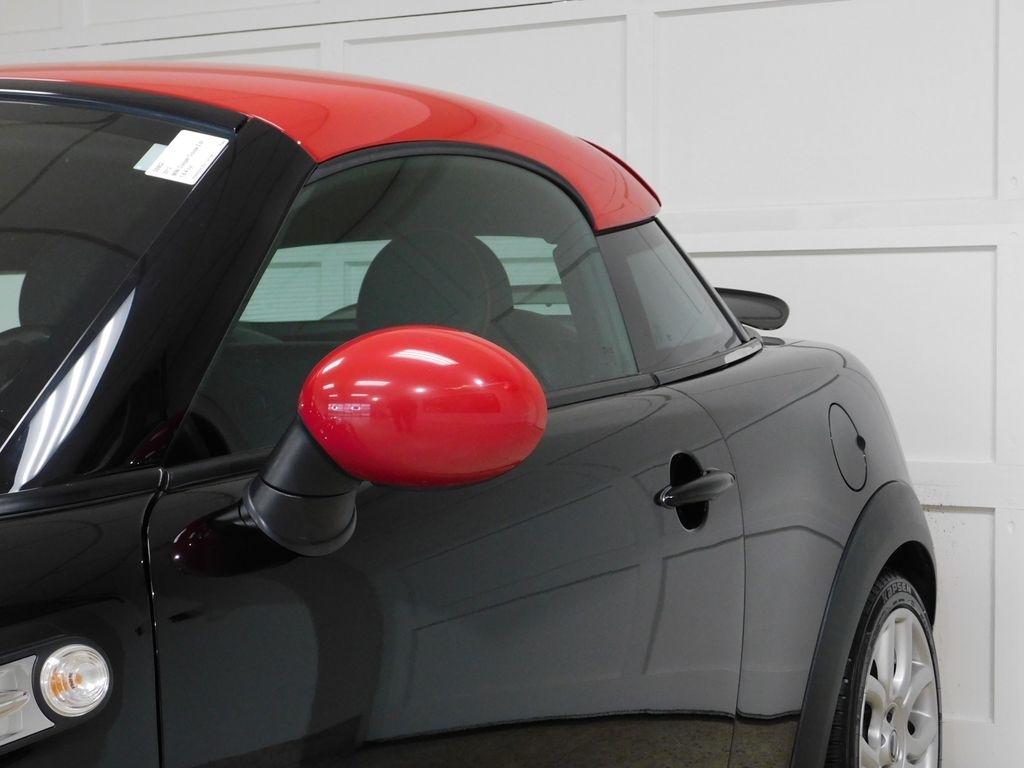 MINI John Cooper Works  2012