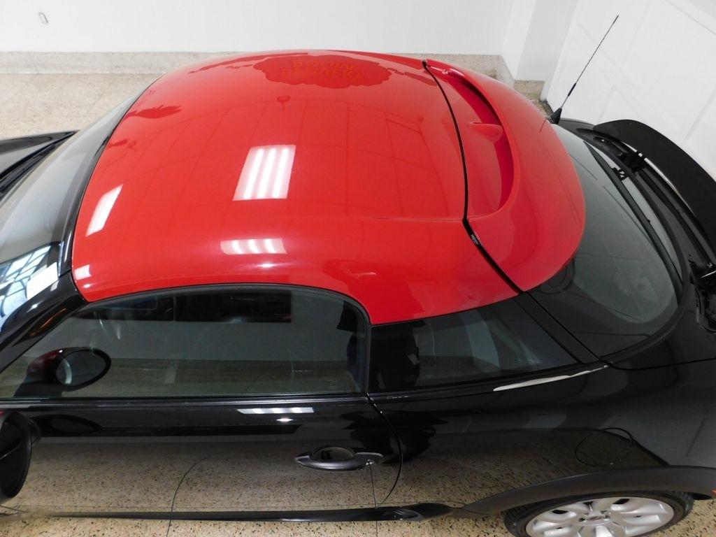 MINI John Cooper Works  2012