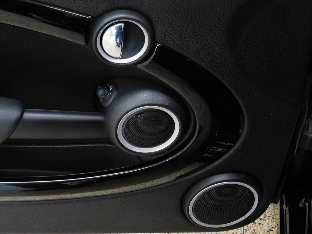 MINI John Cooper Works  2012