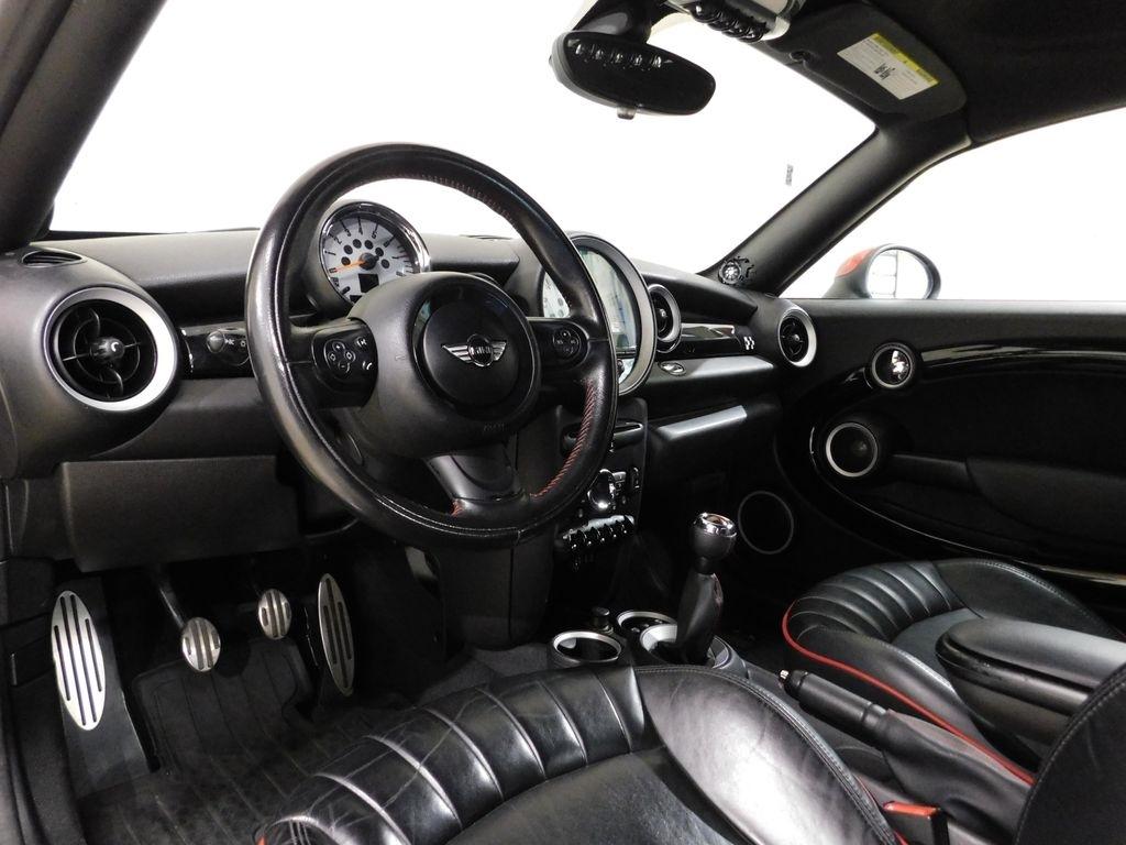 MINI John Cooper Works  2012