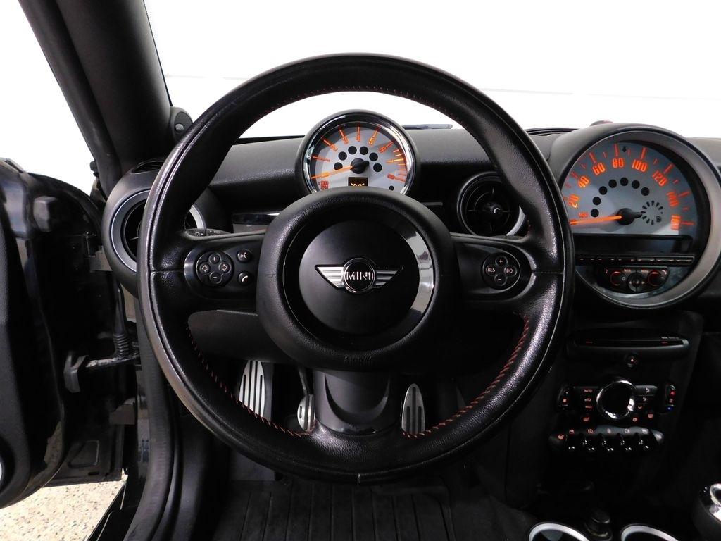 MINI John Cooper Works  2012