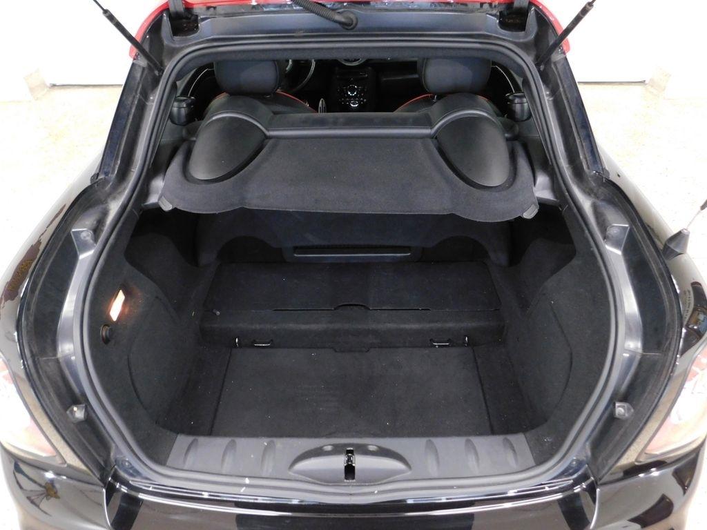 MINI John Cooper Works  2012