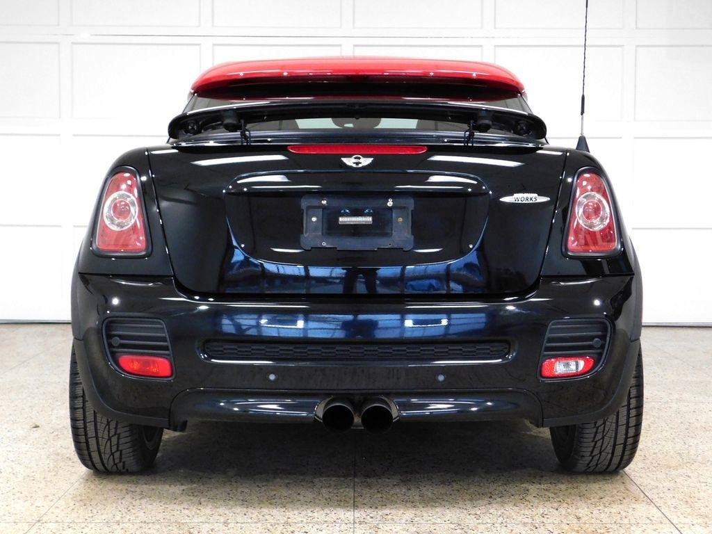 MINI John Cooper Works  2012