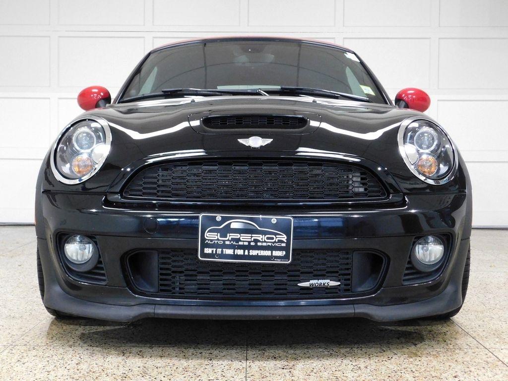 MINI John Cooper Works  2012