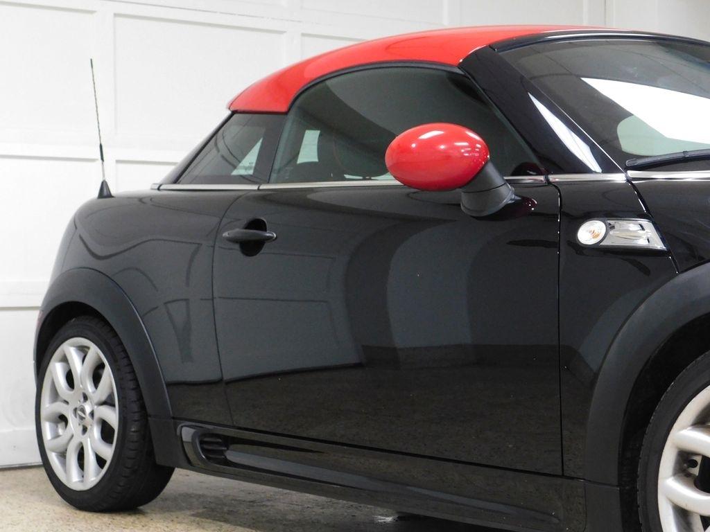MINI John Cooper Works  2012