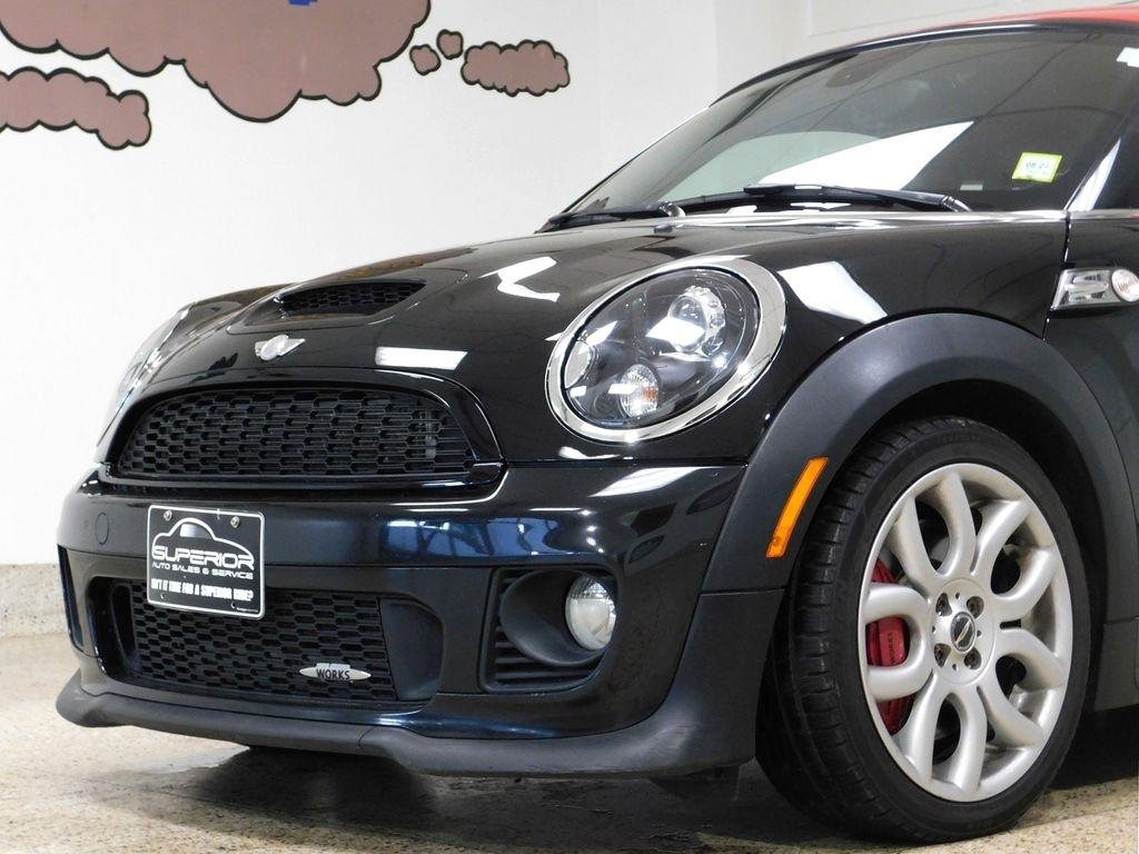 MINI John Cooper Works  2012
