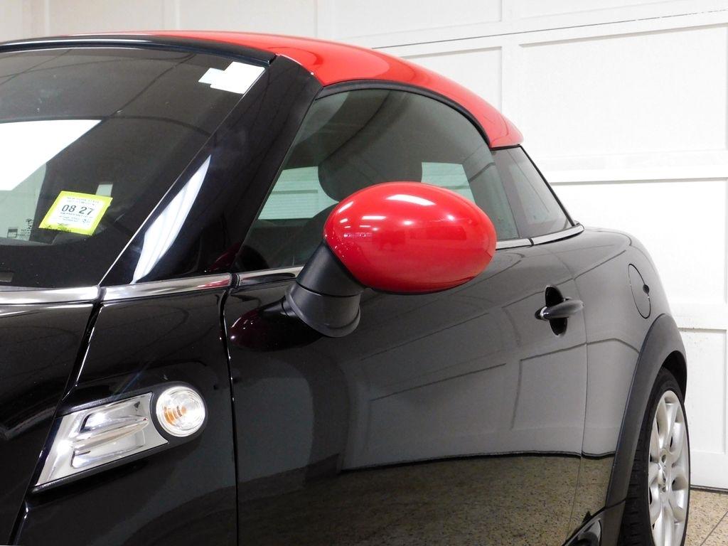 MINI John Cooper Works  2012