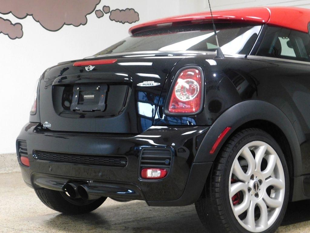 MINI John Cooper Works  2012