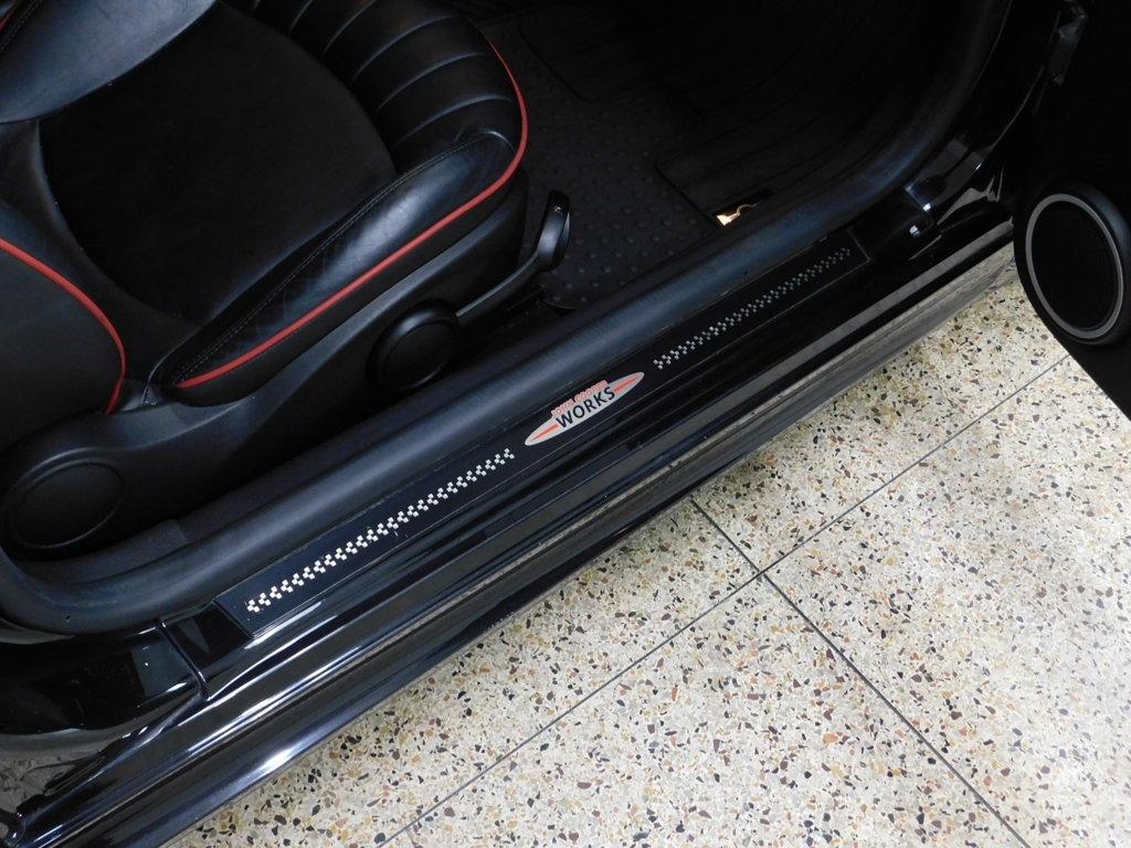 MINI John Cooper Works  2012