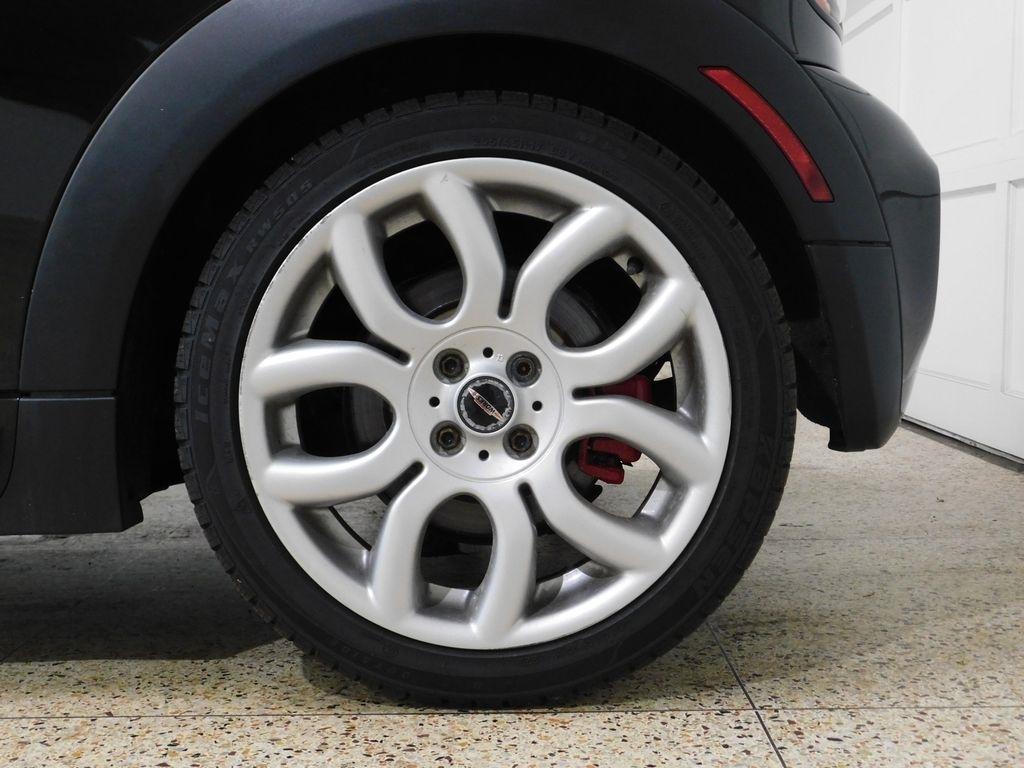 MINI John Cooper Works  2012