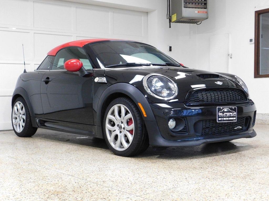 MINI John Cooper Works  2012