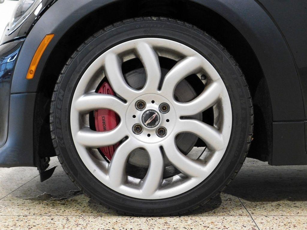 MINI John Cooper Works  2012
