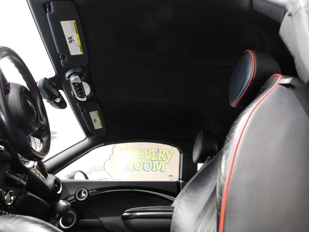 MINI John Cooper Works  2012