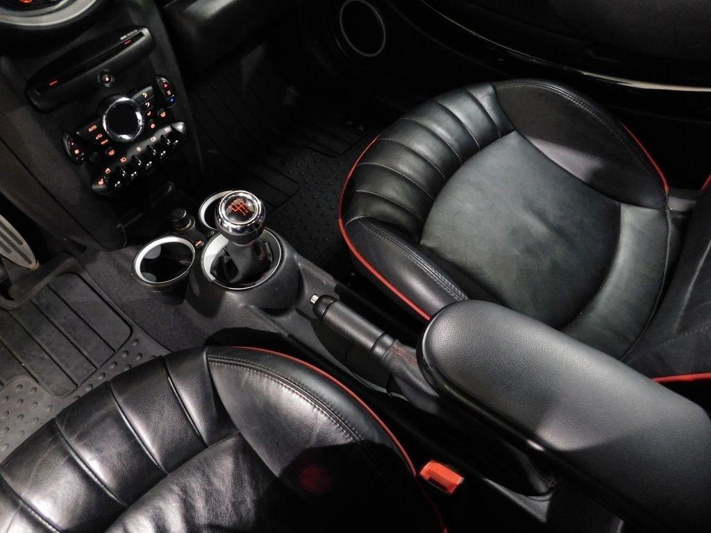 MINI John Cooper Works  2012