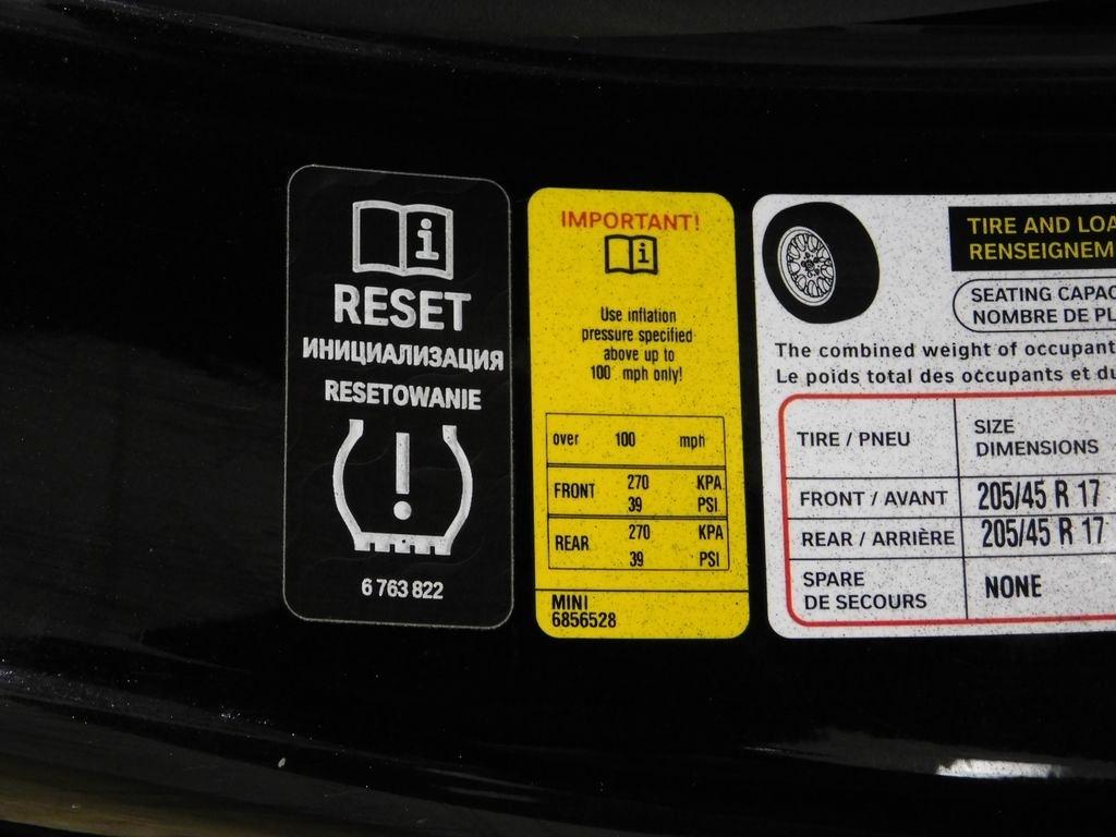 MINI John Cooper Works  2012