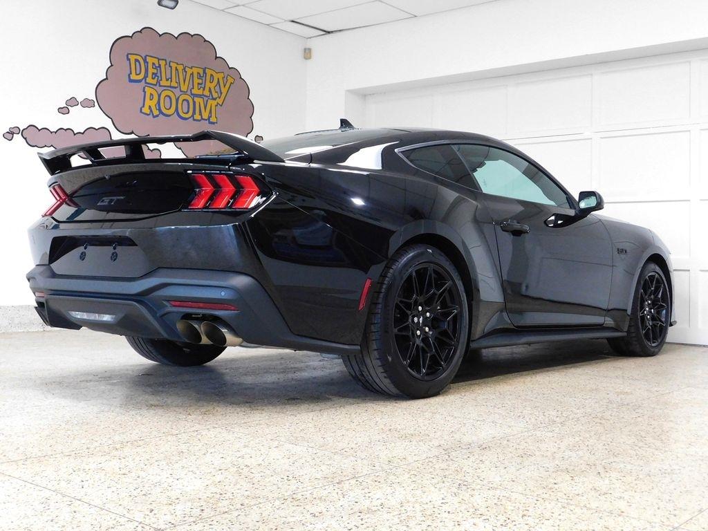 Ford Mustang GT Premium Coupe 2024