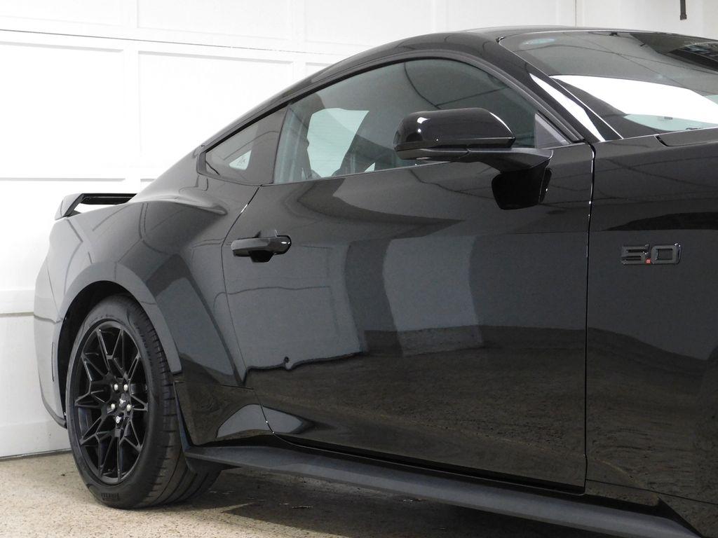 Ford Mustang GT Premium Coupe 2024