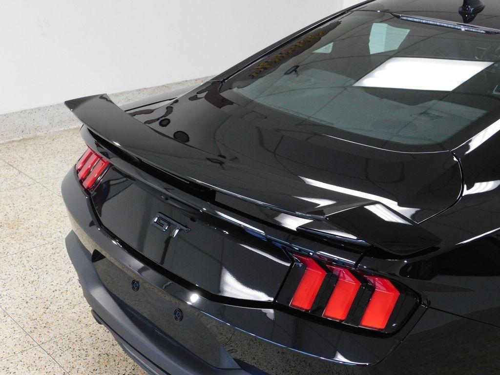 Ford Mustang GT Premium Coupe 2024