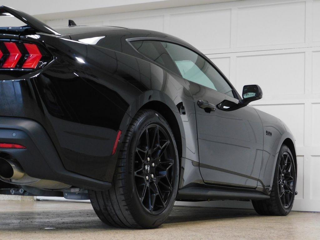 Ford Mustang GT Premium Coupe 2024