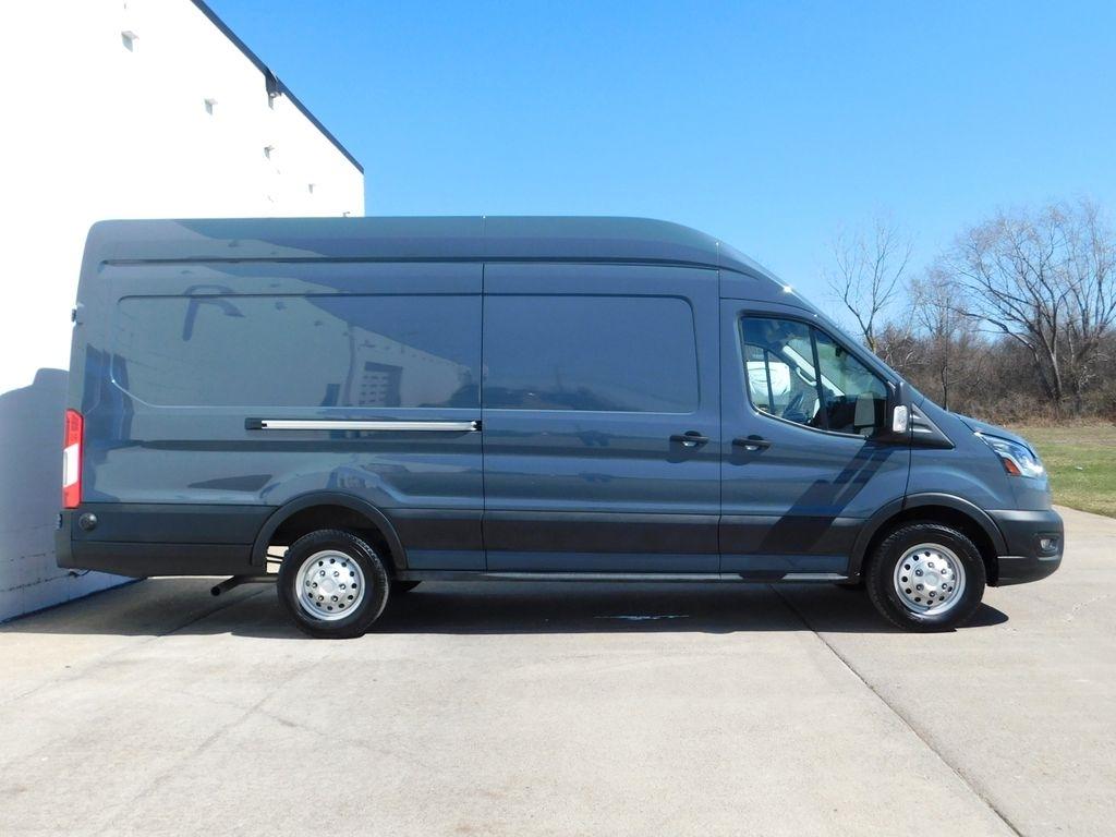 Ford Transit 250 Van High Roof w/Sliding Pass. 148-in. WB EL 2022
