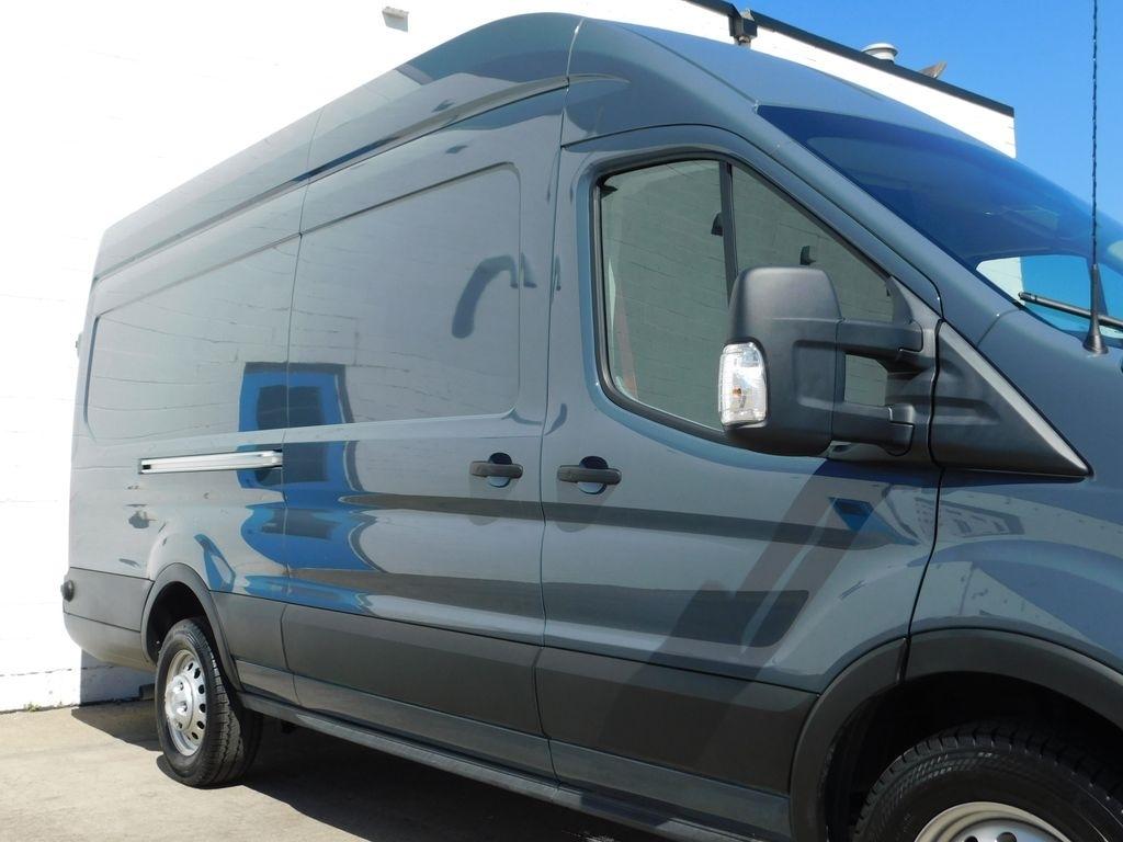 Ford Transit 250 Van High Roof w/Sliding Pass. 148-in. WB EL 2022