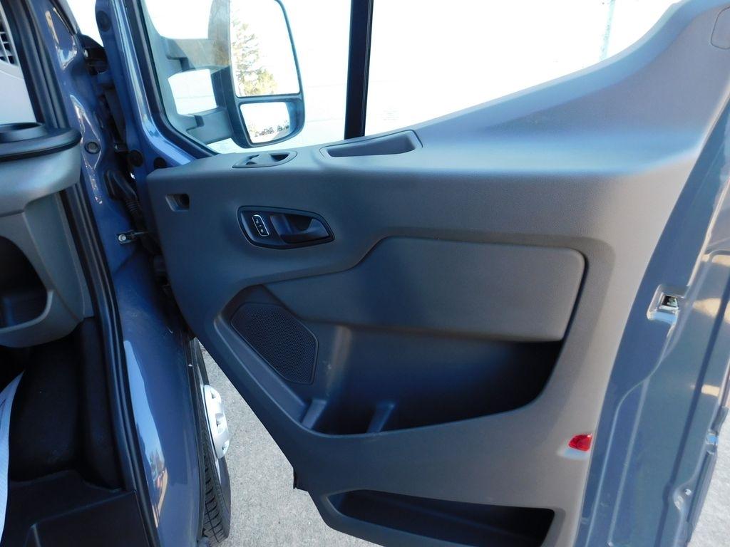 Ford Transit 250 Van High Roof w/Sliding Pass. 148-in. WB EL 2022