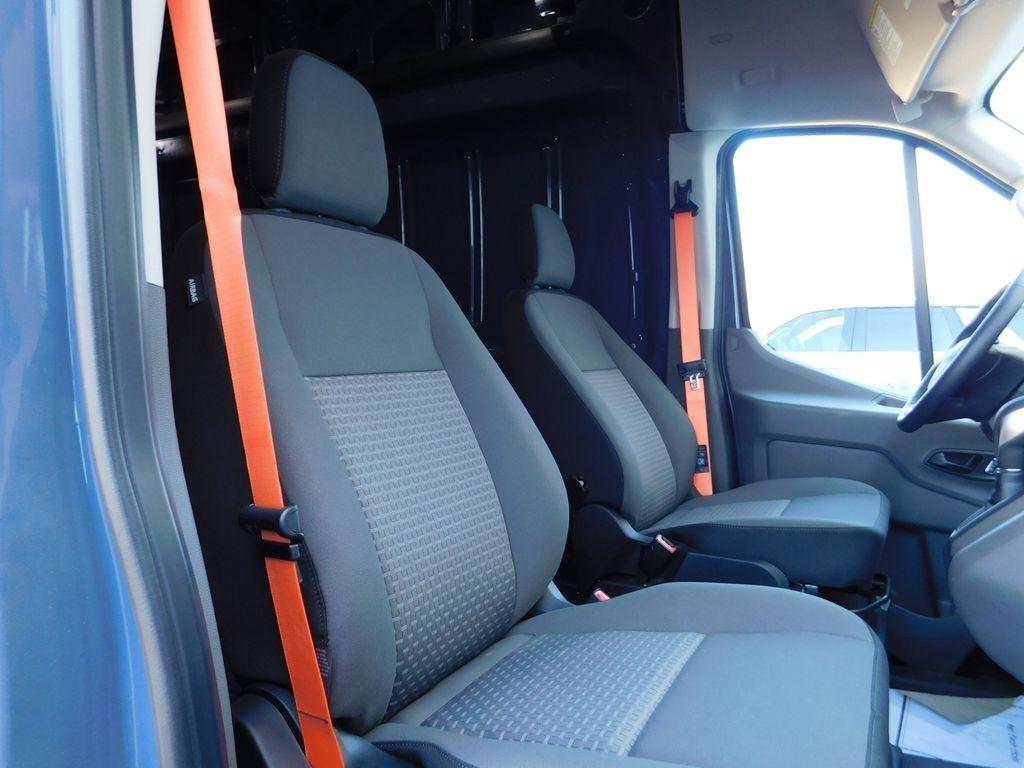 Ford Transit 250 Van High Roof w/Sliding Pass. 148-in. WB EL 2022