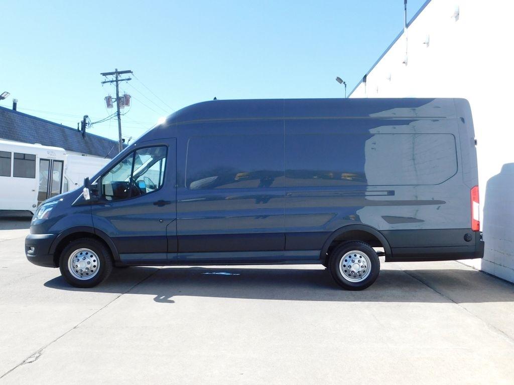 Ford Transit 250 Van High Roof w/Sliding Pass. 148-in. WB EL 2022